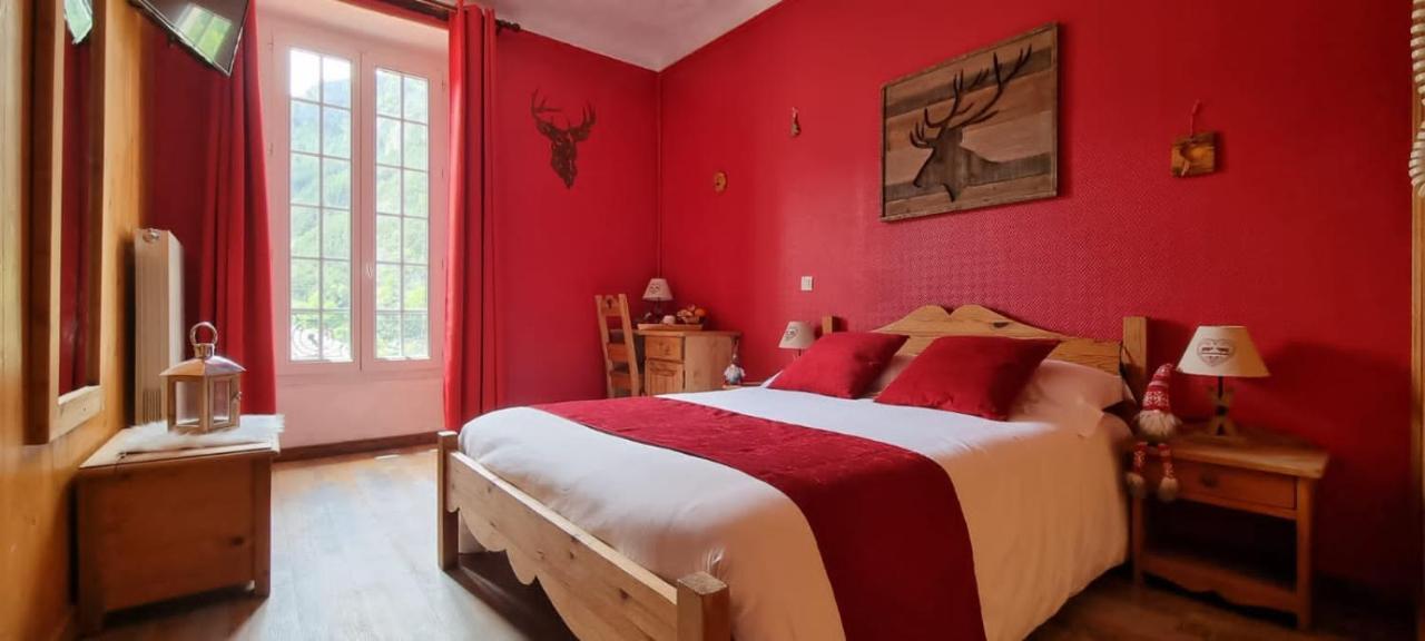 Hotel La Bonne Auberge Saint-Martin-Vésubie Buitenkant foto