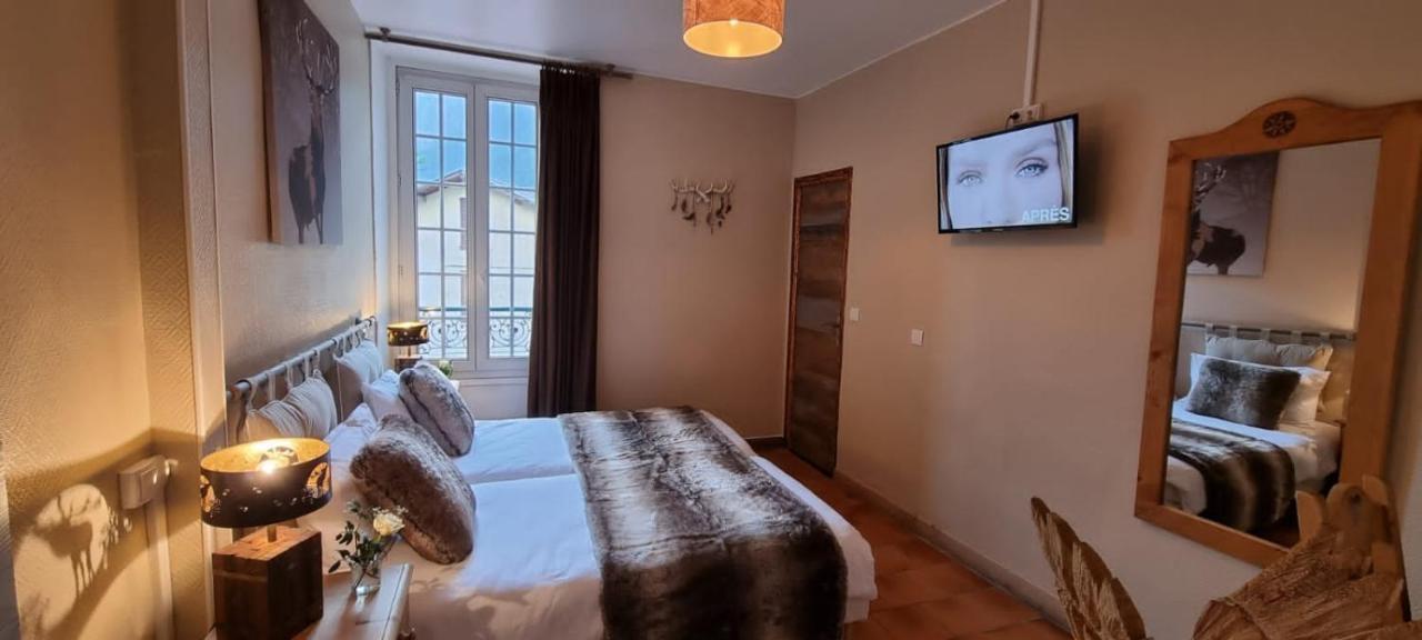 Hotel La Bonne Auberge Saint-Martin-Vésubie Buitenkant foto