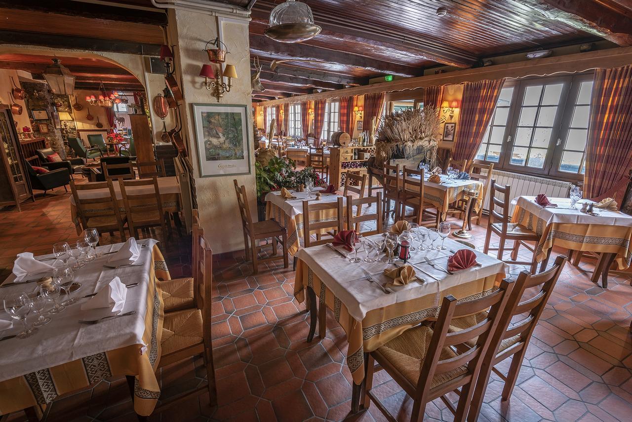 Hotel La Bonne Auberge Saint-Martin-Vésubie Buitenkant foto