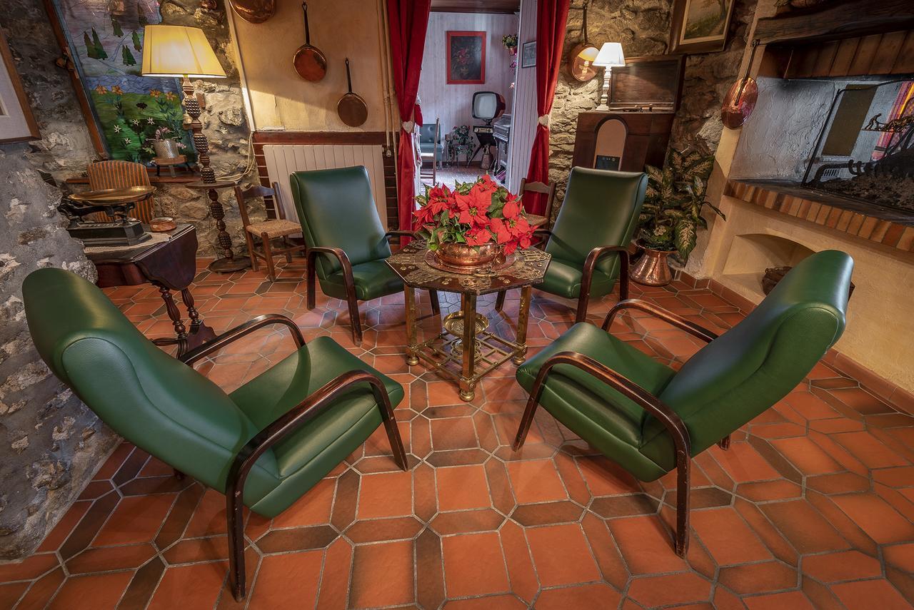 Hotel La Bonne Auberge Saint-Martin-Vésubie Buitenkant foto